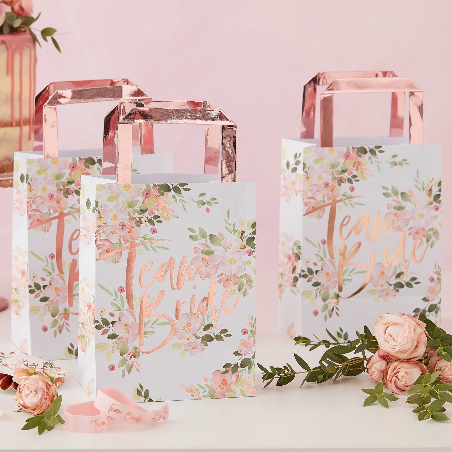 Bolsos de fiesta florales para novia del equipo