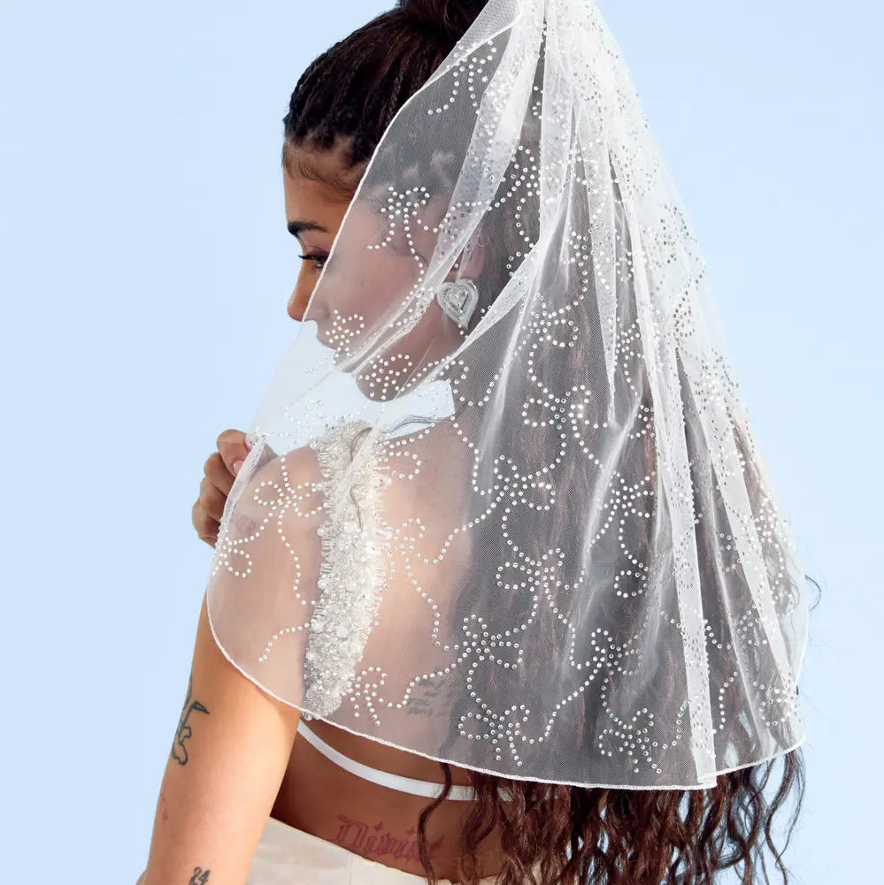 The Bow Veil bride