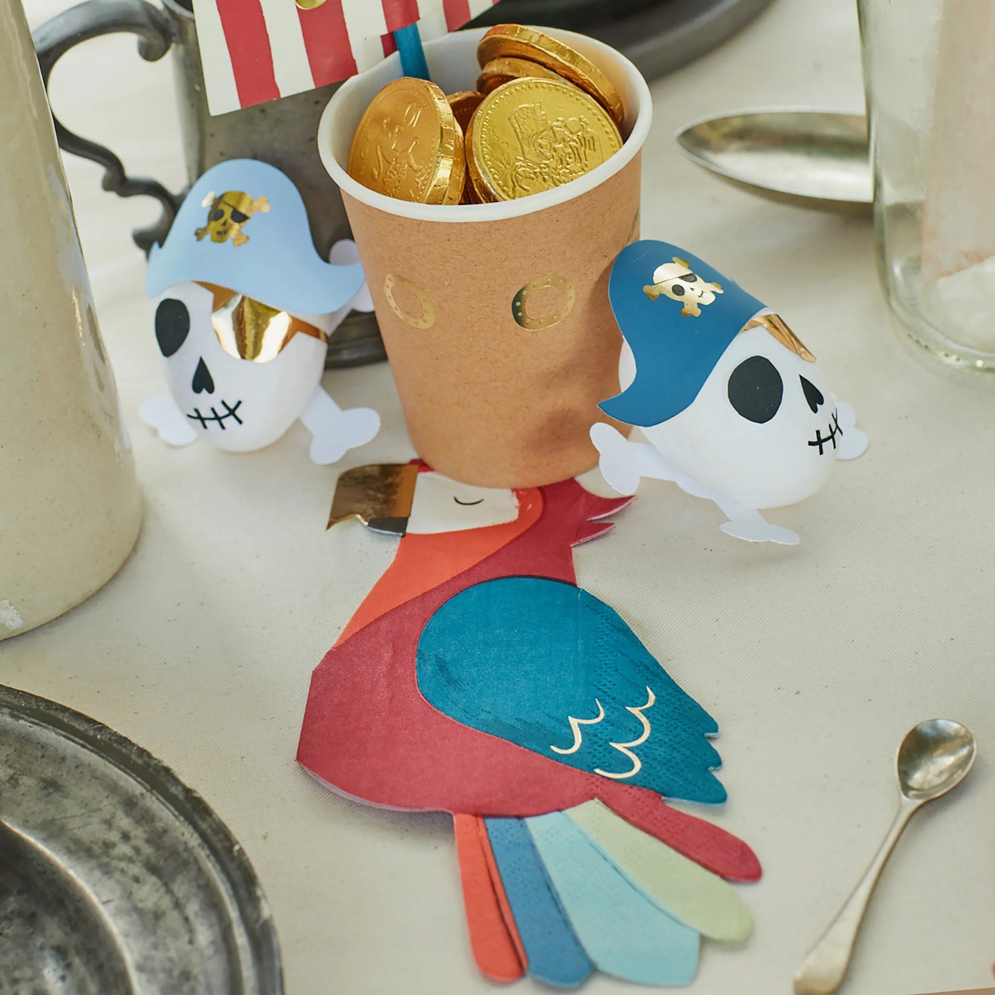 Parrot Napkins (x 16)